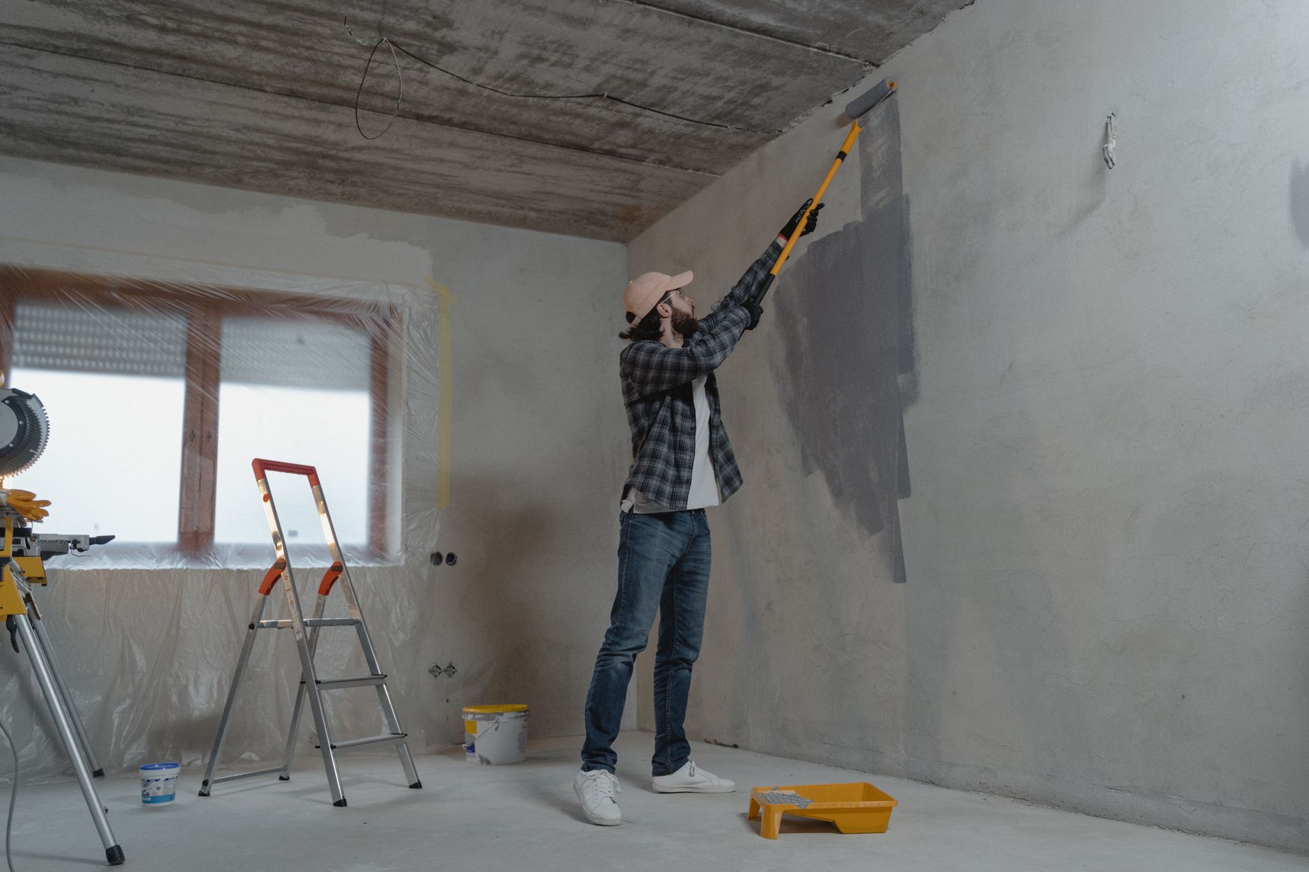 Peintre en bâtiment équipe à Argenteuil